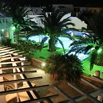 بيتناروز فندق 4*