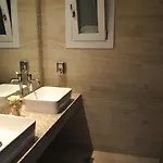 بيتناروز فندق 4*