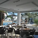 ペティナロス Mykonos Town