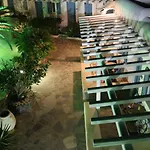 ホテル ペティナロス 4*