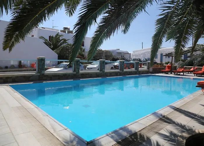 酒店 佩缇那罗斯酒店