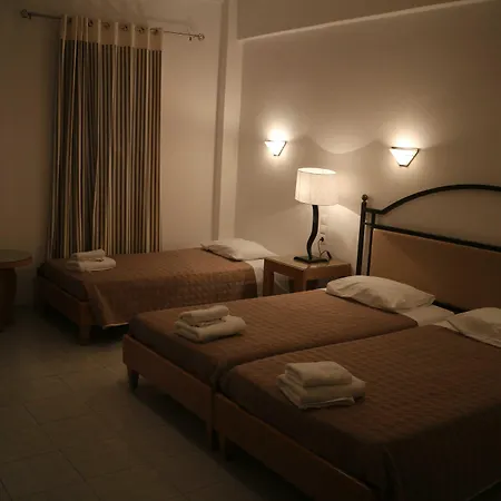 Hotell Petinaros 4*