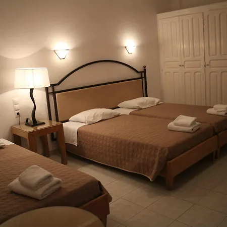 Petinaros 4*