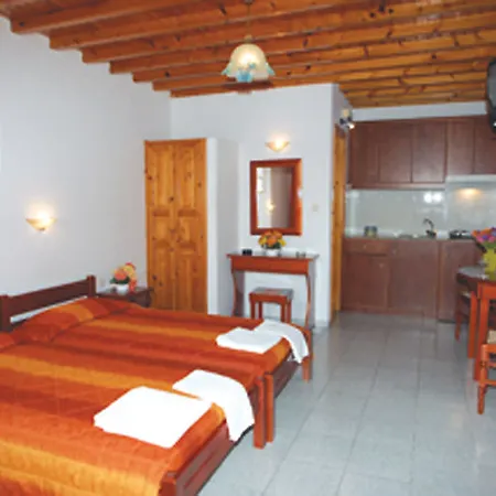 Petinaros Hotell
